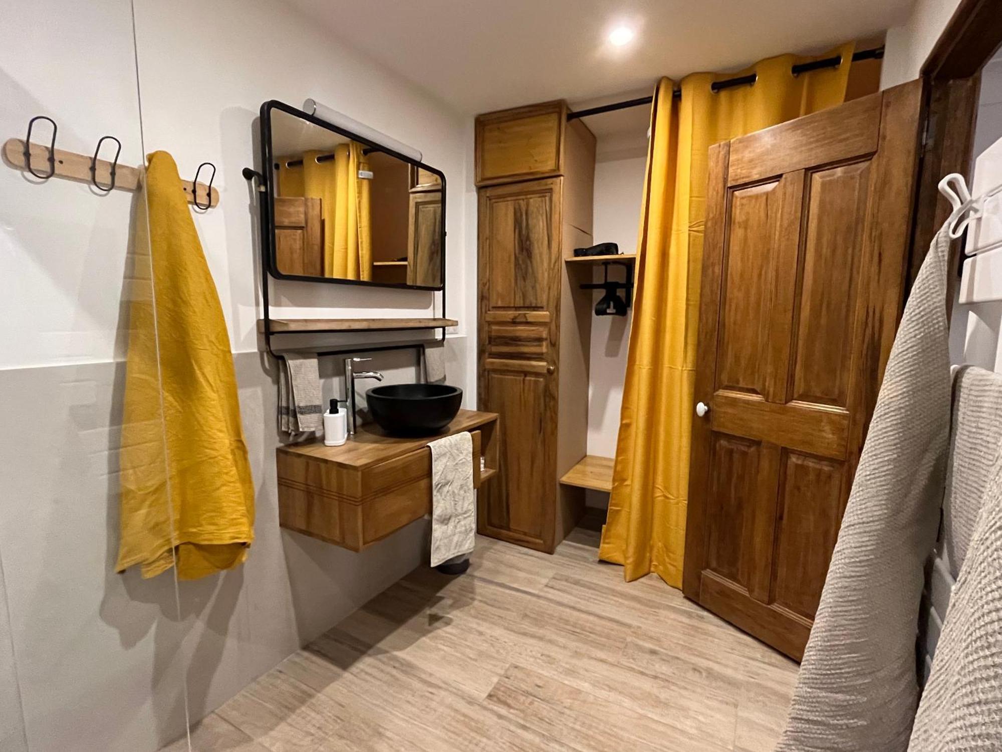 Bed and Breakfast Hestia Robion en Luberon Zewnętrze zdjęcie